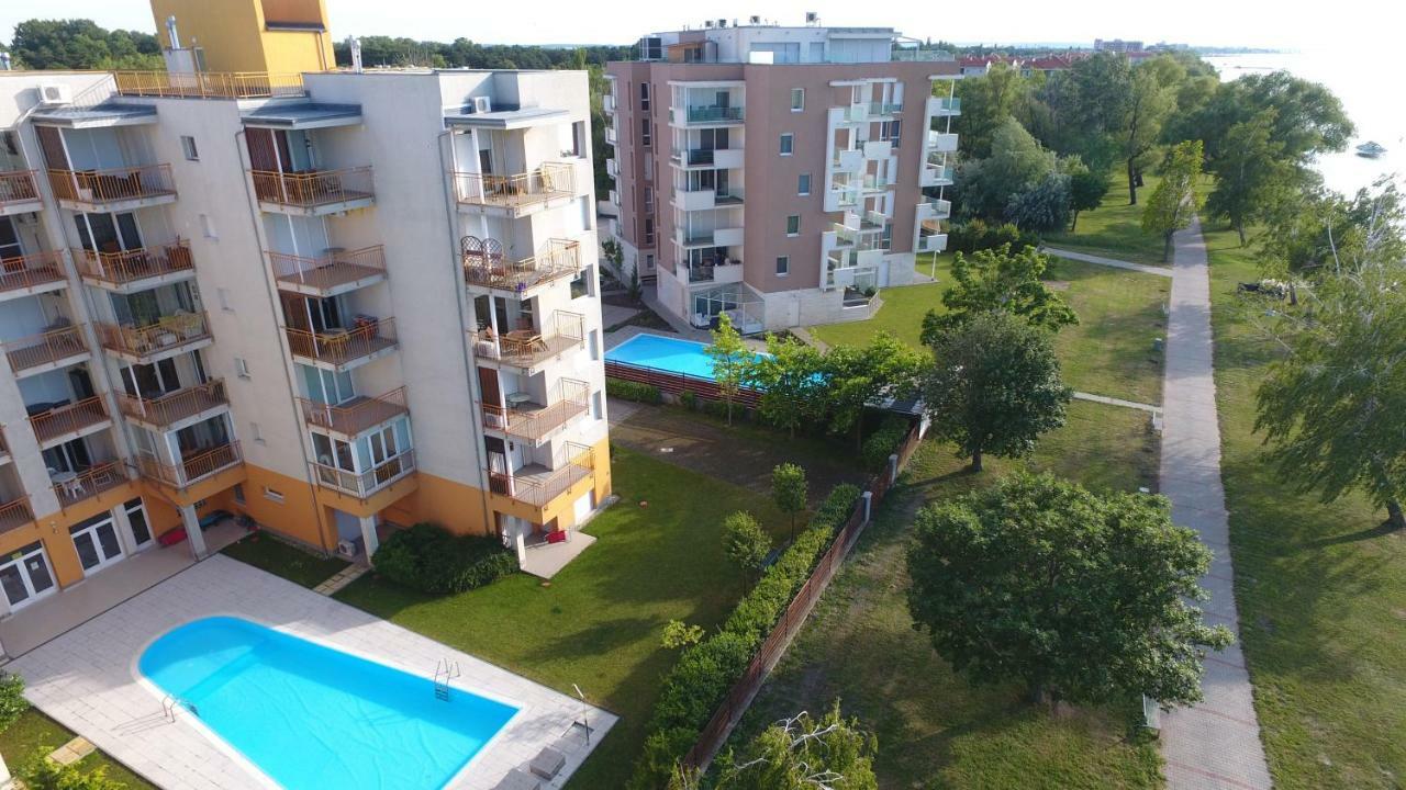 Viktoria Apartmanok Siofok Exterior photo